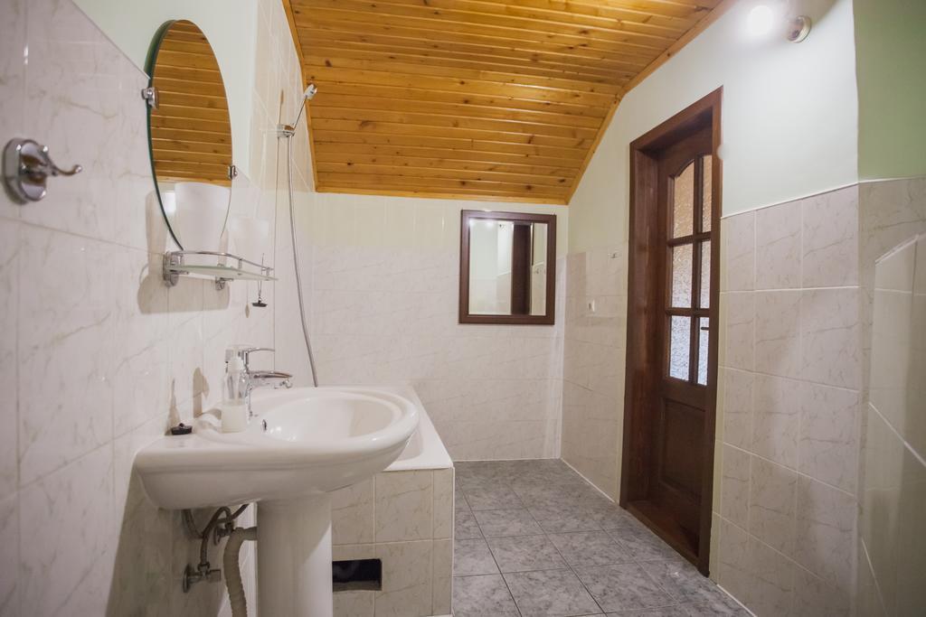 Saxony Dim Apartment Chernivtsi Exterior photo